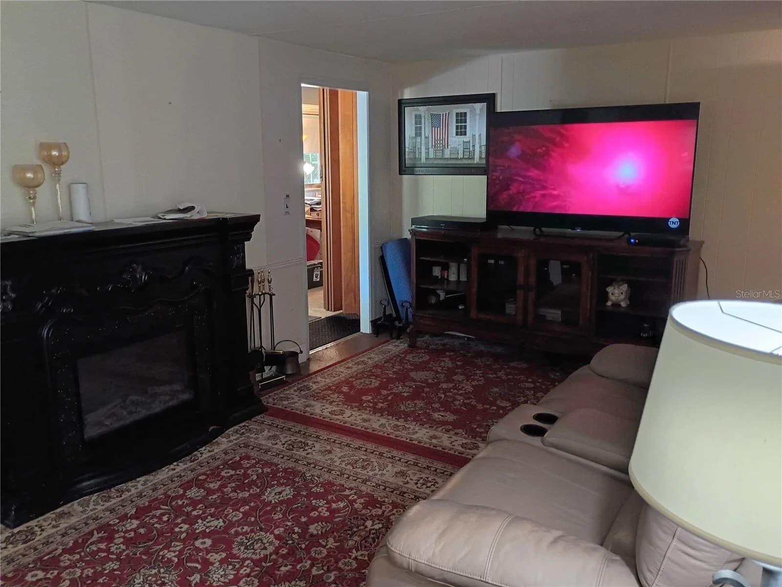 Photo 5 of 111 E SOUTH Boulevard