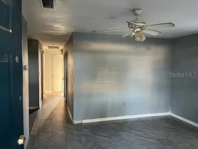 Photo 4 of 334 JEWELL Street