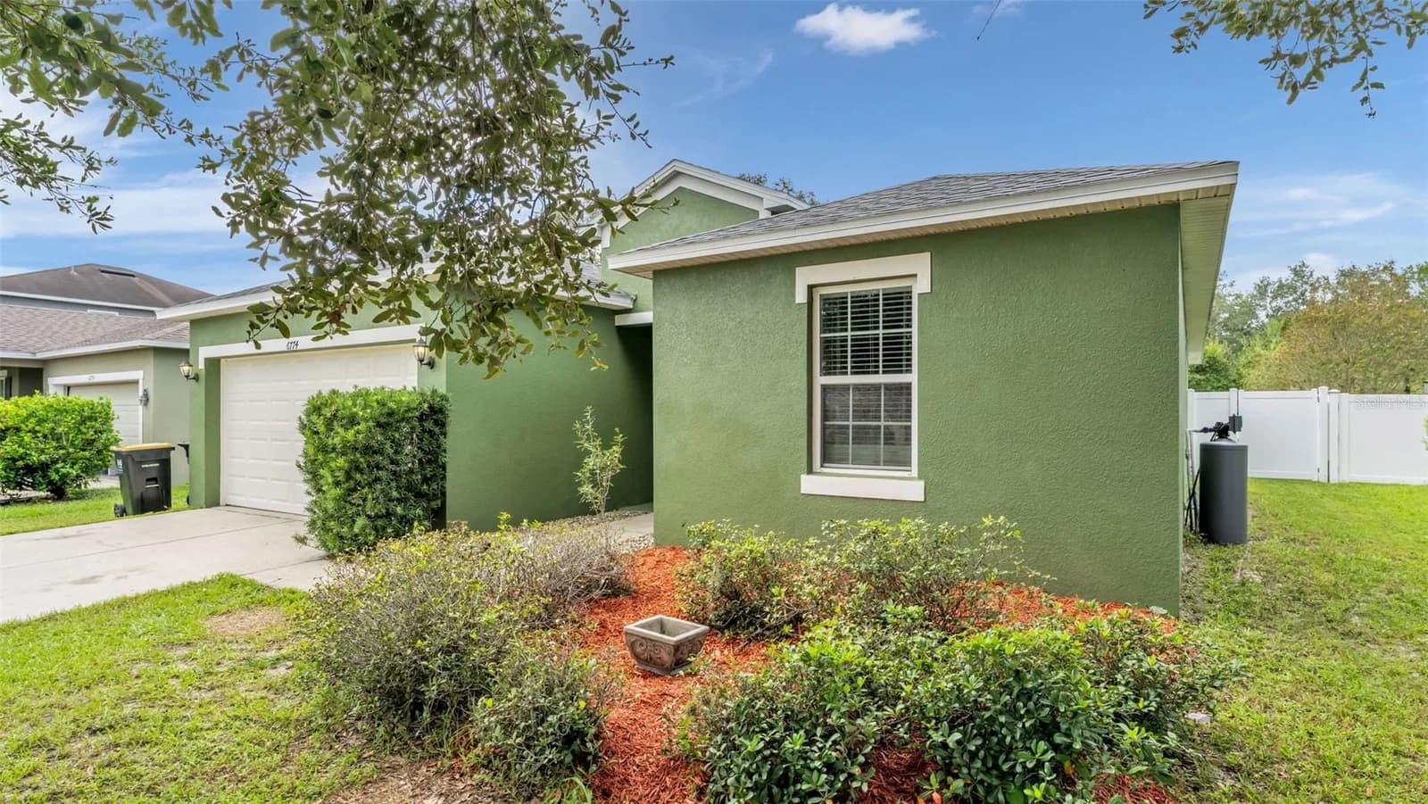 Photo 4 of 6774 GLENBROOK Drive