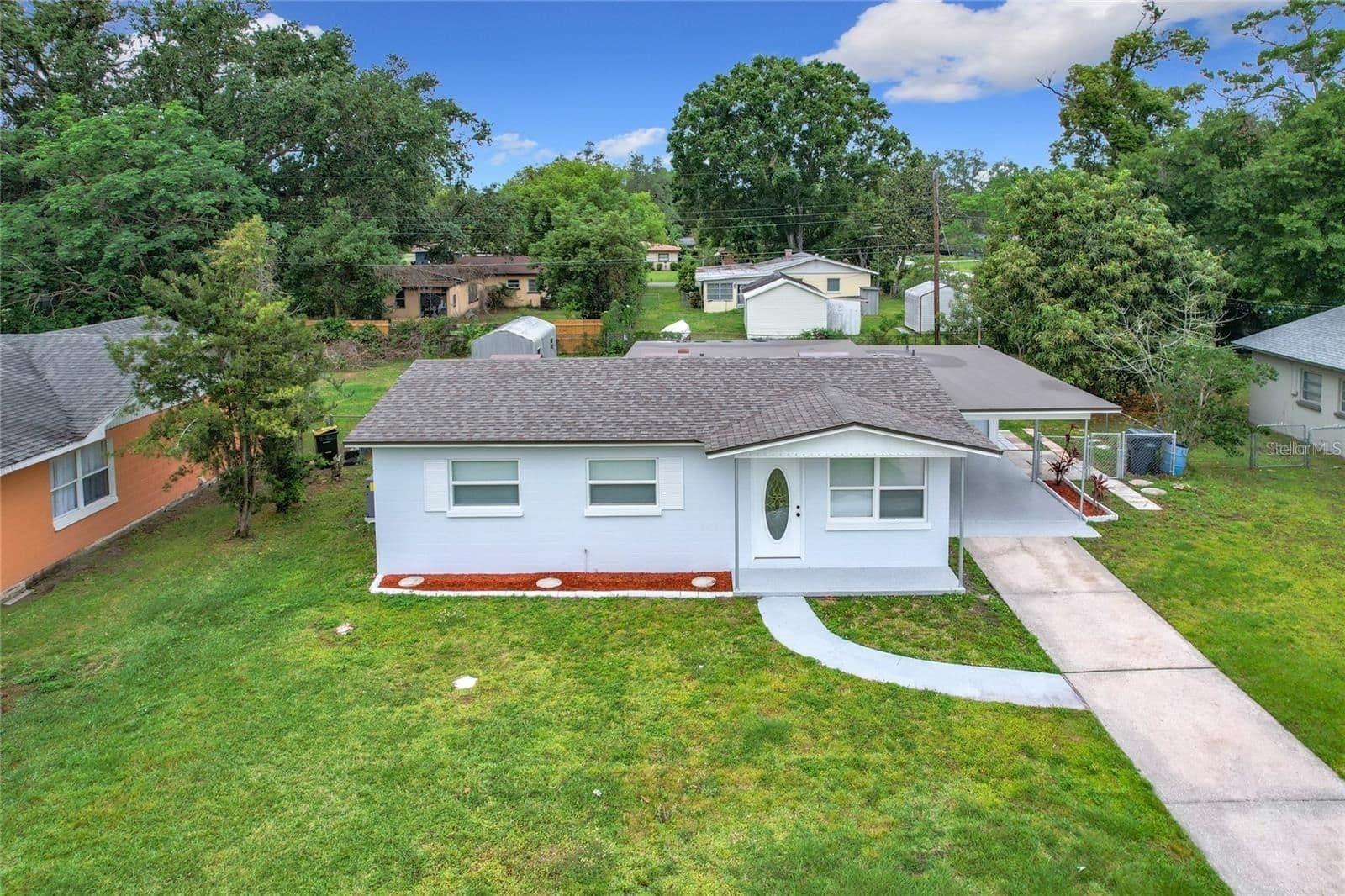 1412 LONG Street