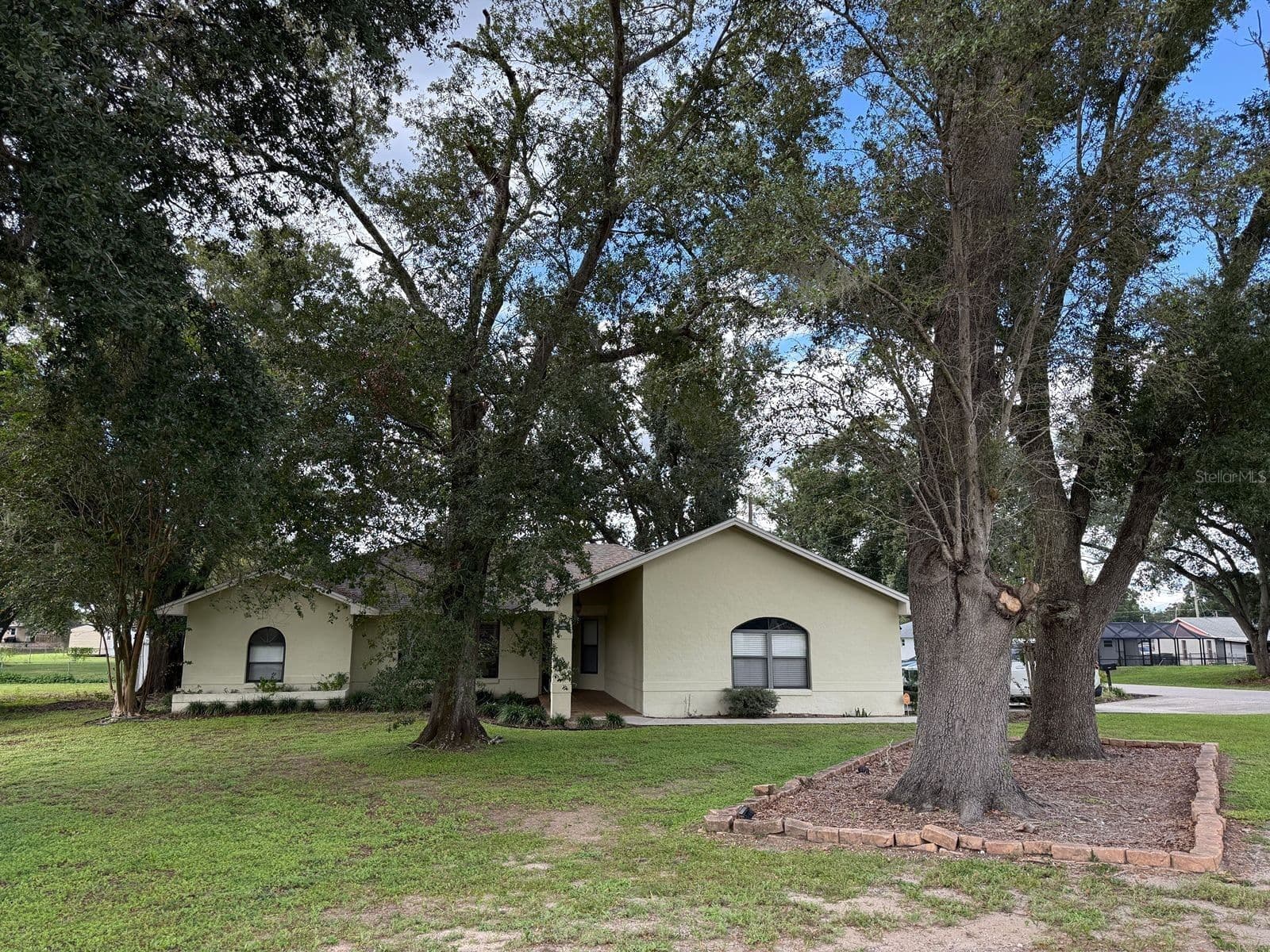 3916 CREWS LAKE Drive