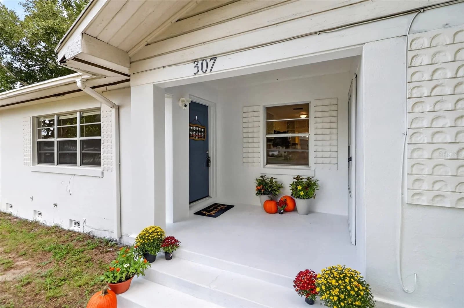 307 STEEDLY Avenue