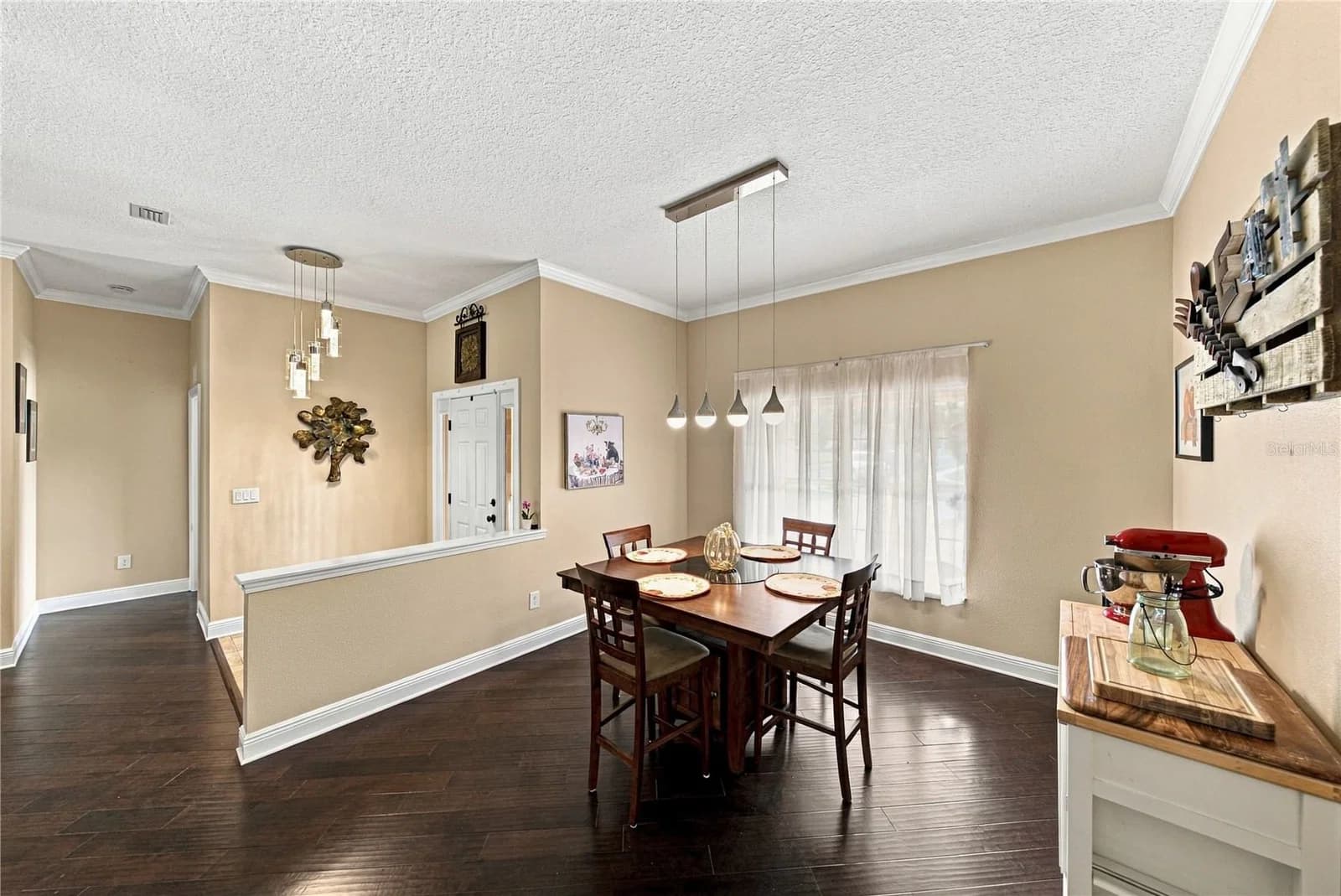 2909 BLACKWATER CREEK Drive