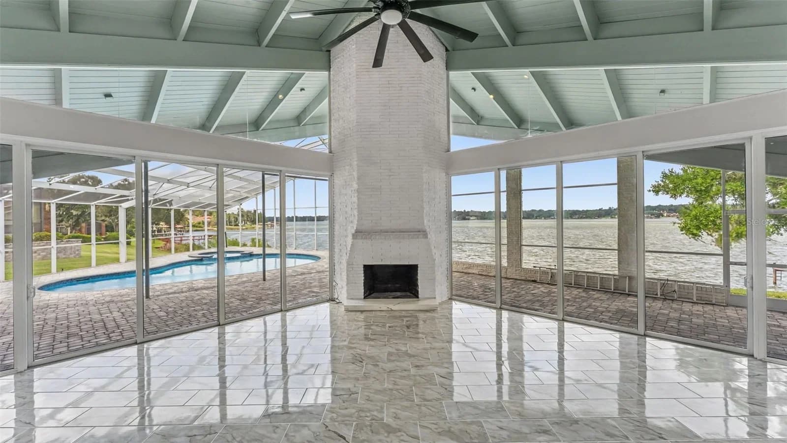 Photo 5 of 5934 PIER PLACE Drive
