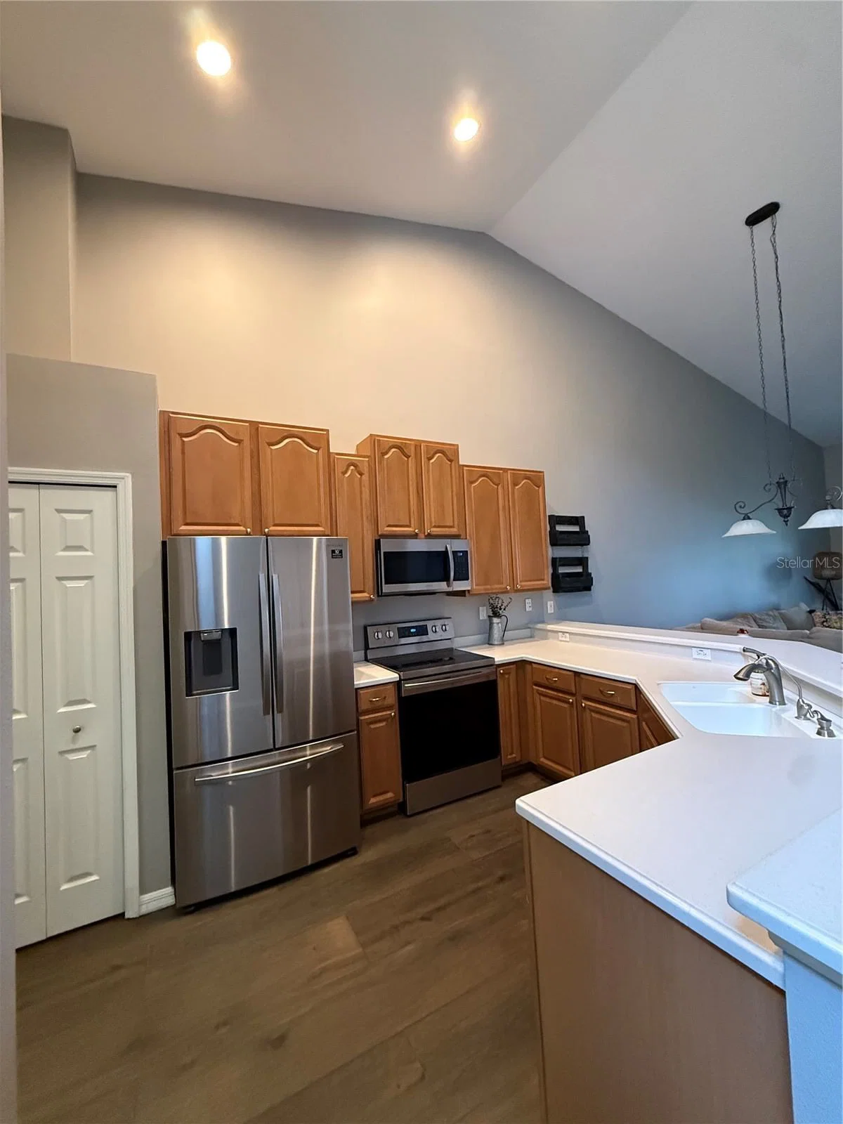 Photo 5 of 2668 RUTLEDGE Court