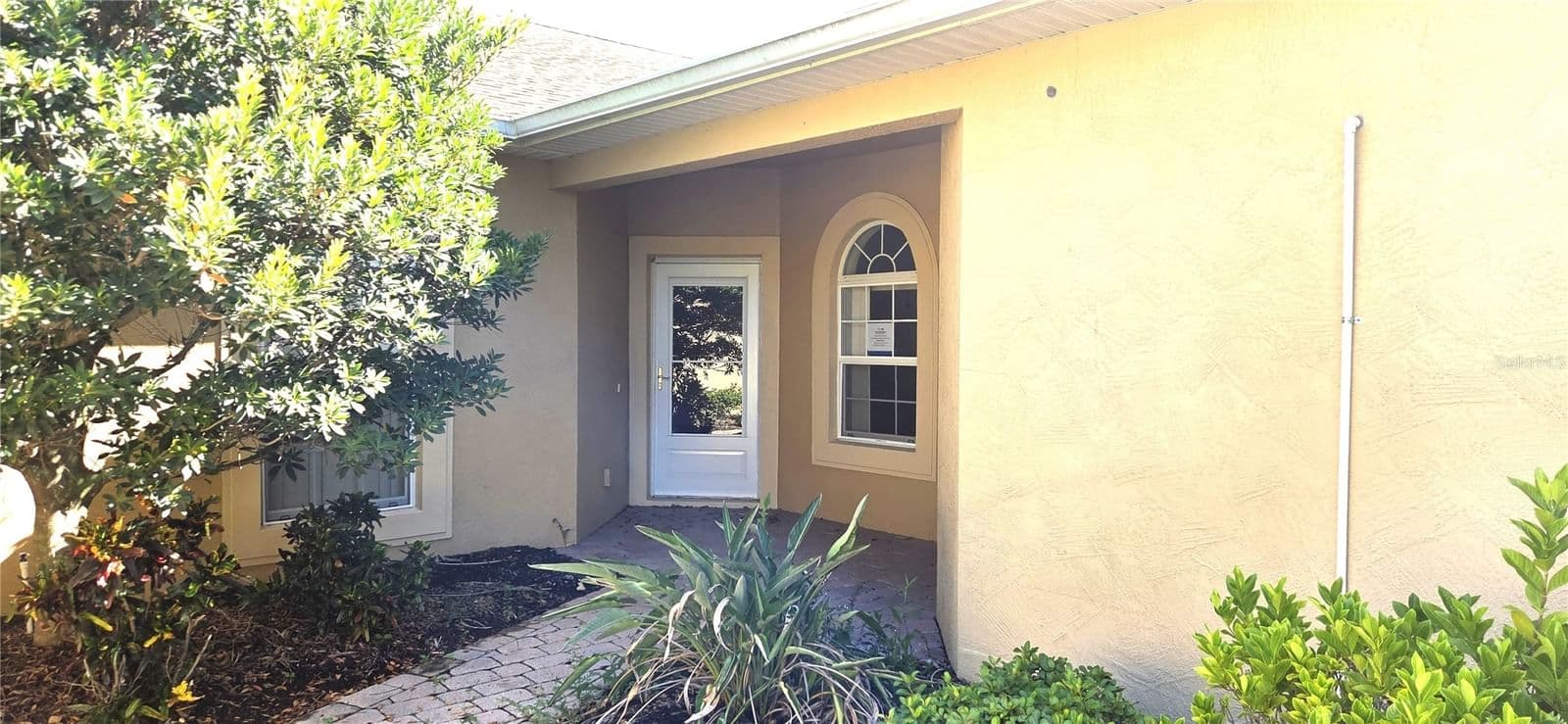 Photo 5 of 1631 LINZ Court