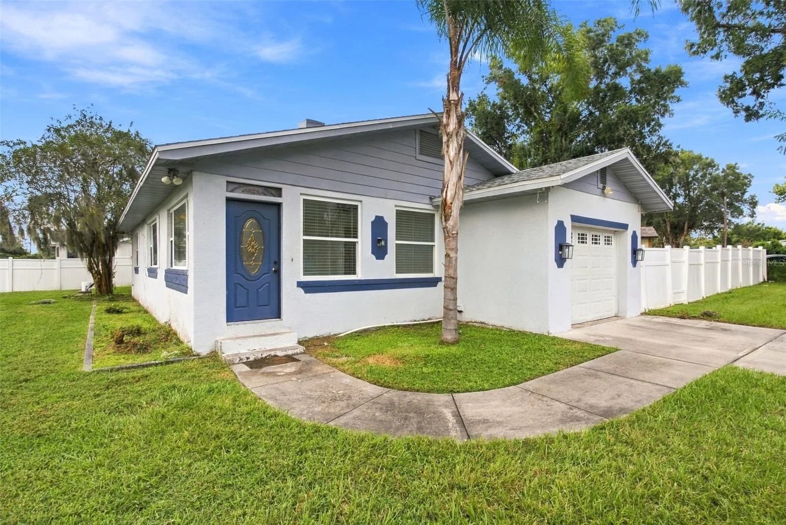 1540 LAKE SHIPP Drive