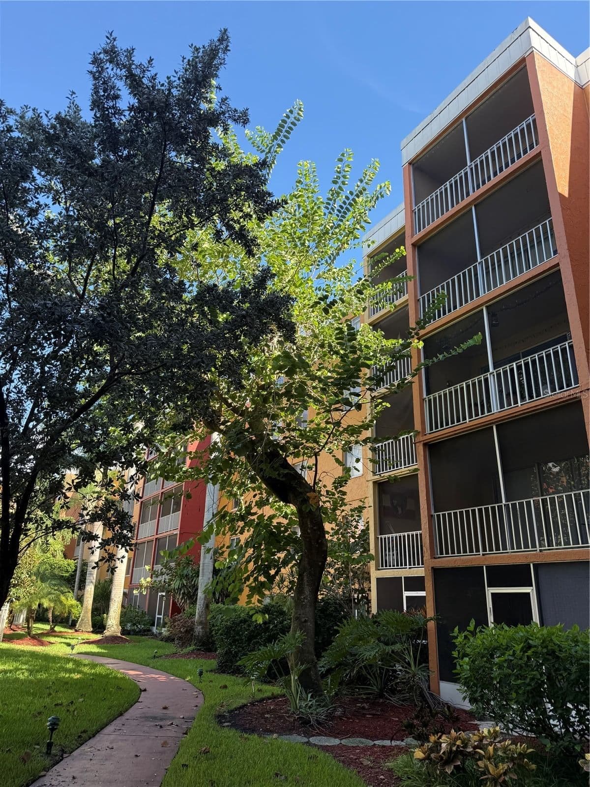 2366 MALL Drive #308
