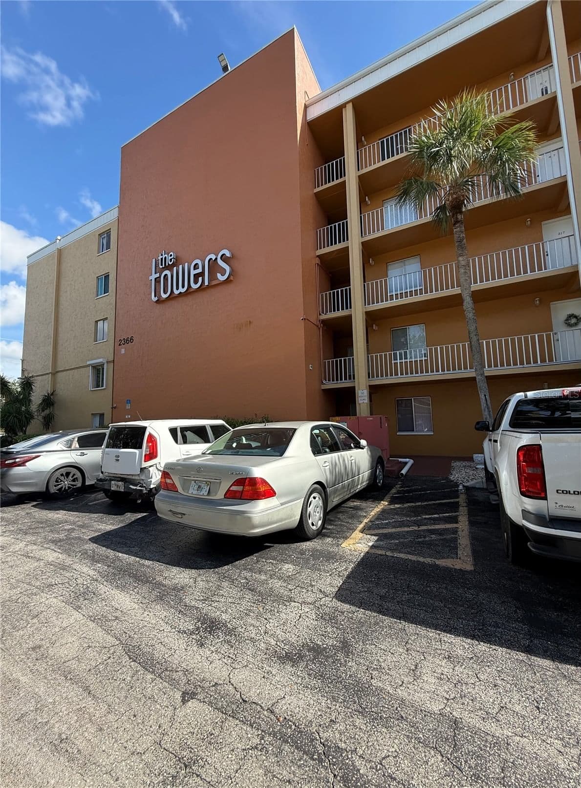 2366 MALL Drive #308