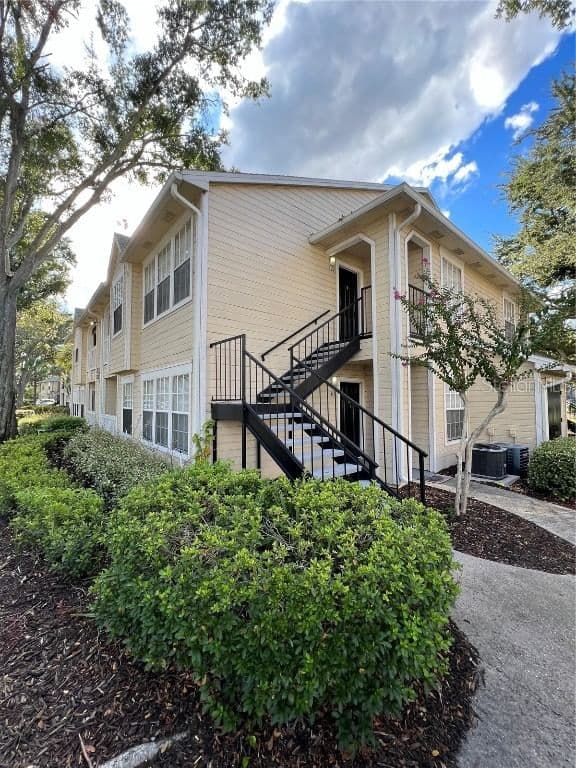 1027 HIAWASSEE