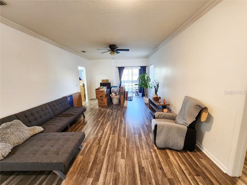 4865 CYPRESS WOODS