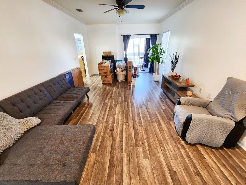4865 CYPRESS WOODS
