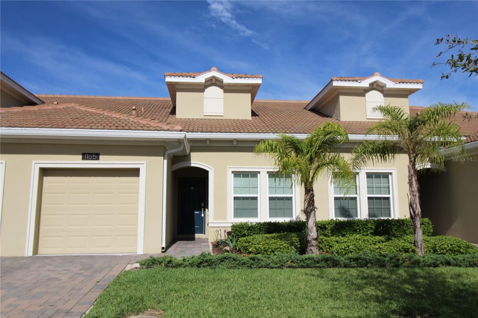 1165 TRAPPERS TRAIL