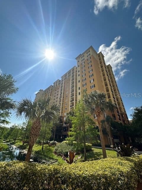 8101 RESORT VILLAGE