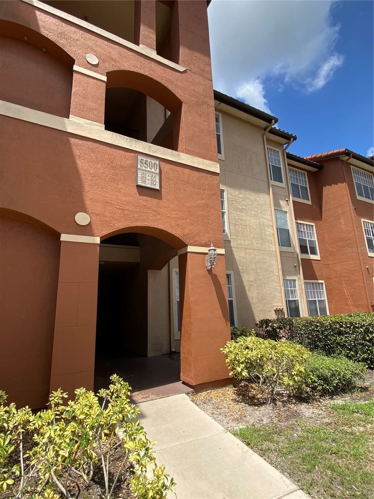5500 METROWEST