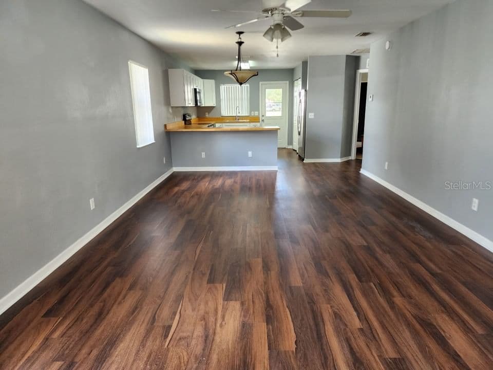 Photo 4 of 645 6TH