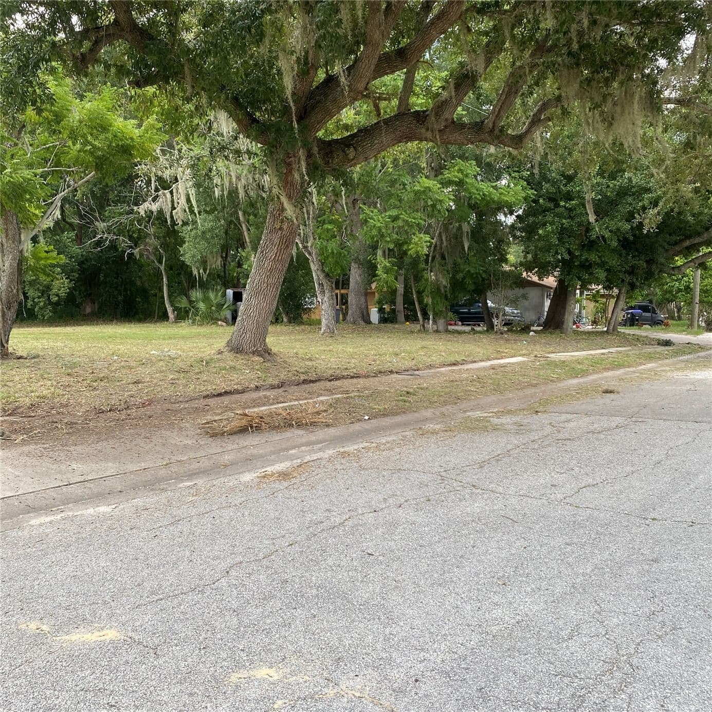 Photo 5 of 14577 SIPLIN