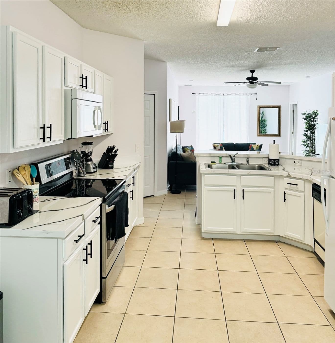 1138 KNOLLWOOD