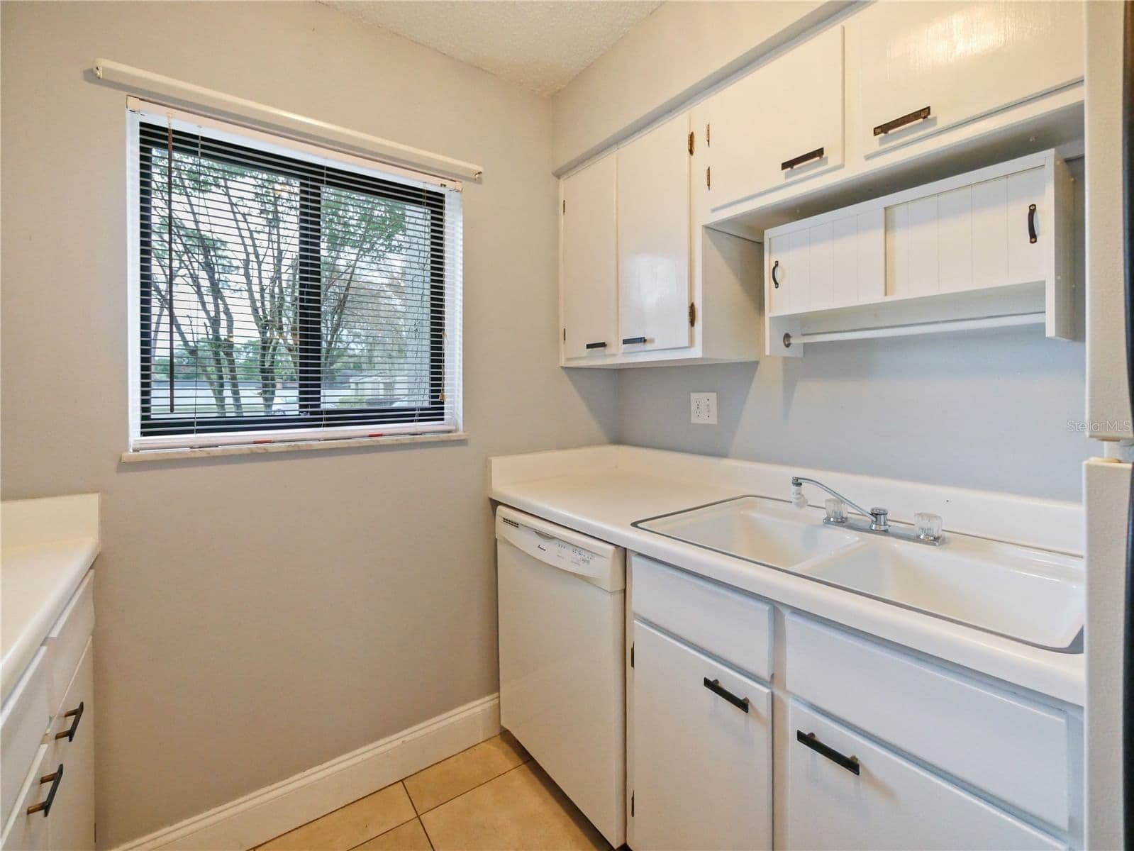 Photo 5 of 127 SPRINGWOOD