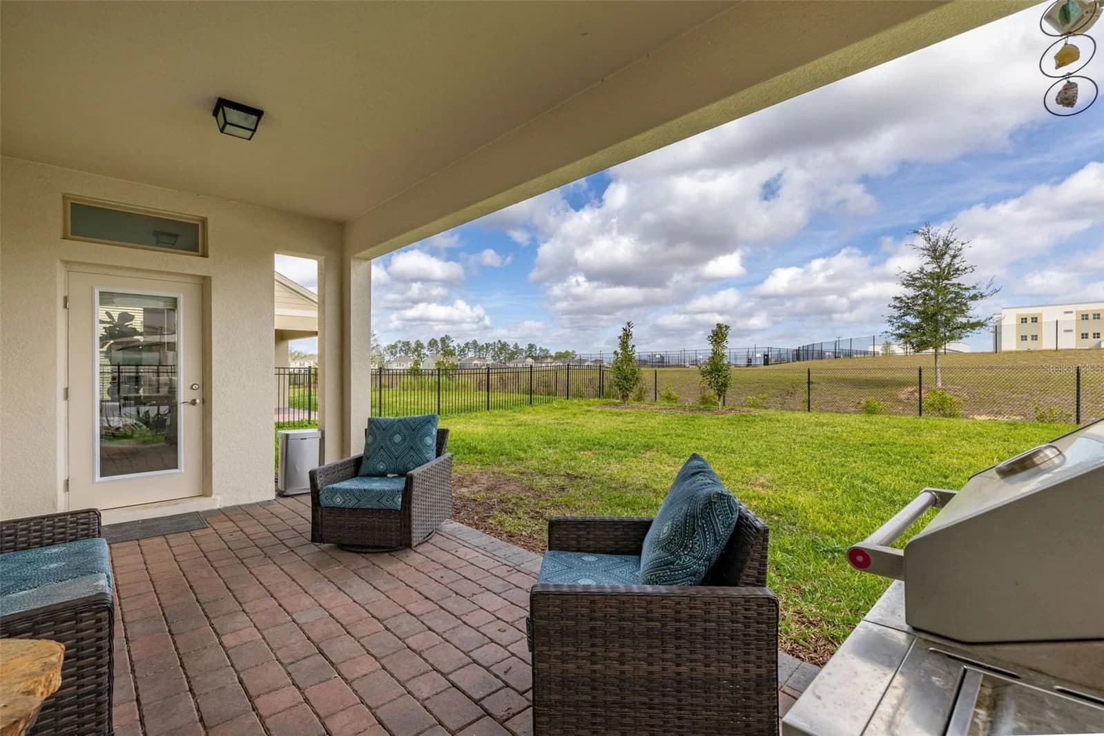 18339 OLIVER TWIST Way