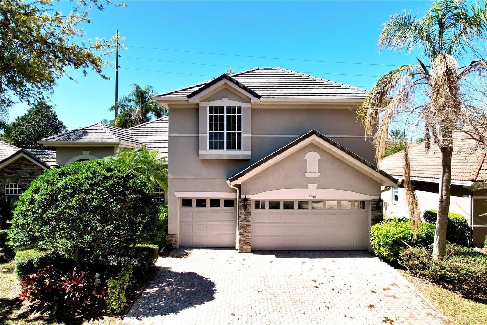 8854 OAK LANDINGS