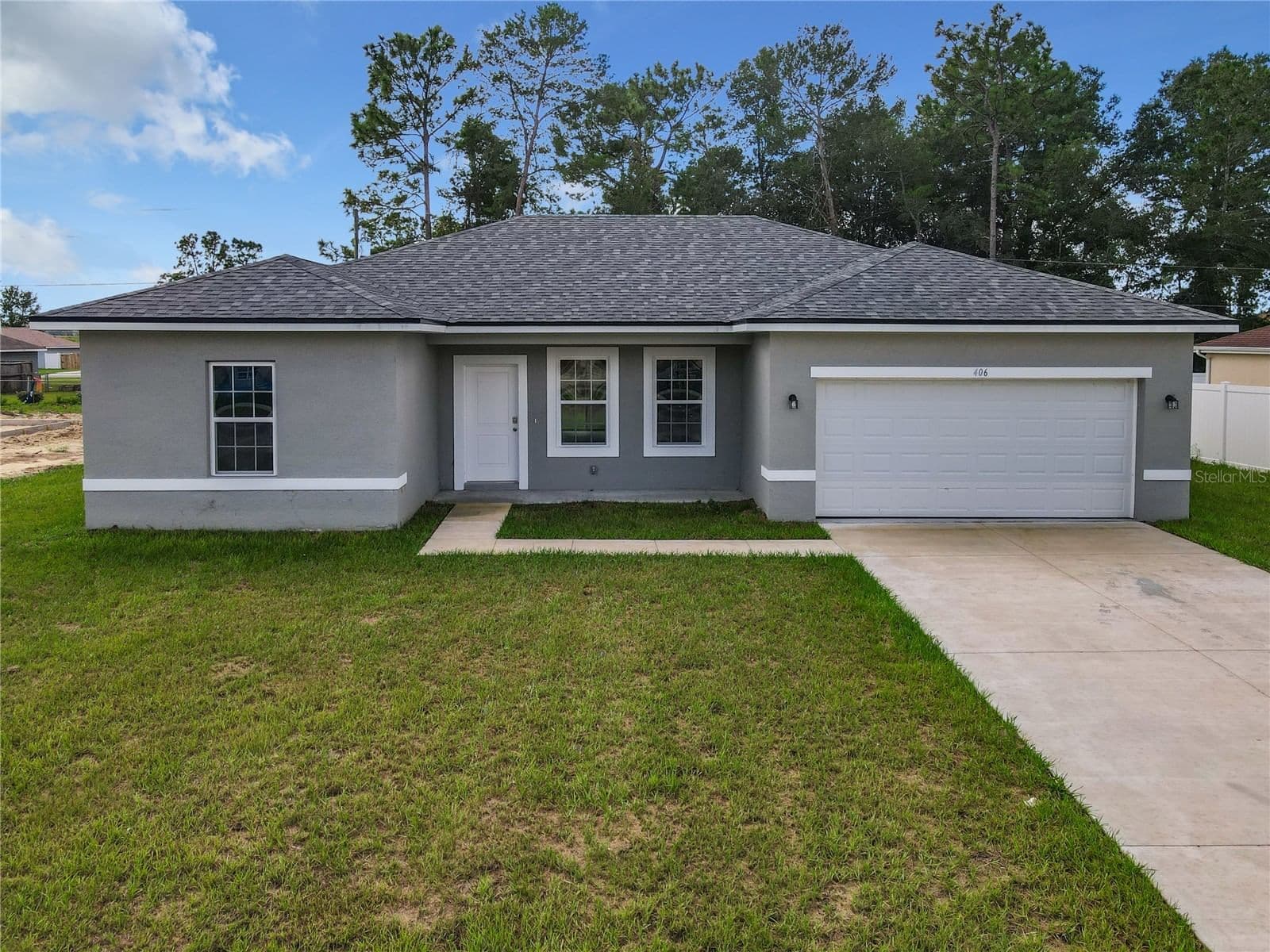 Photo 4 of 406 MARION OAKS