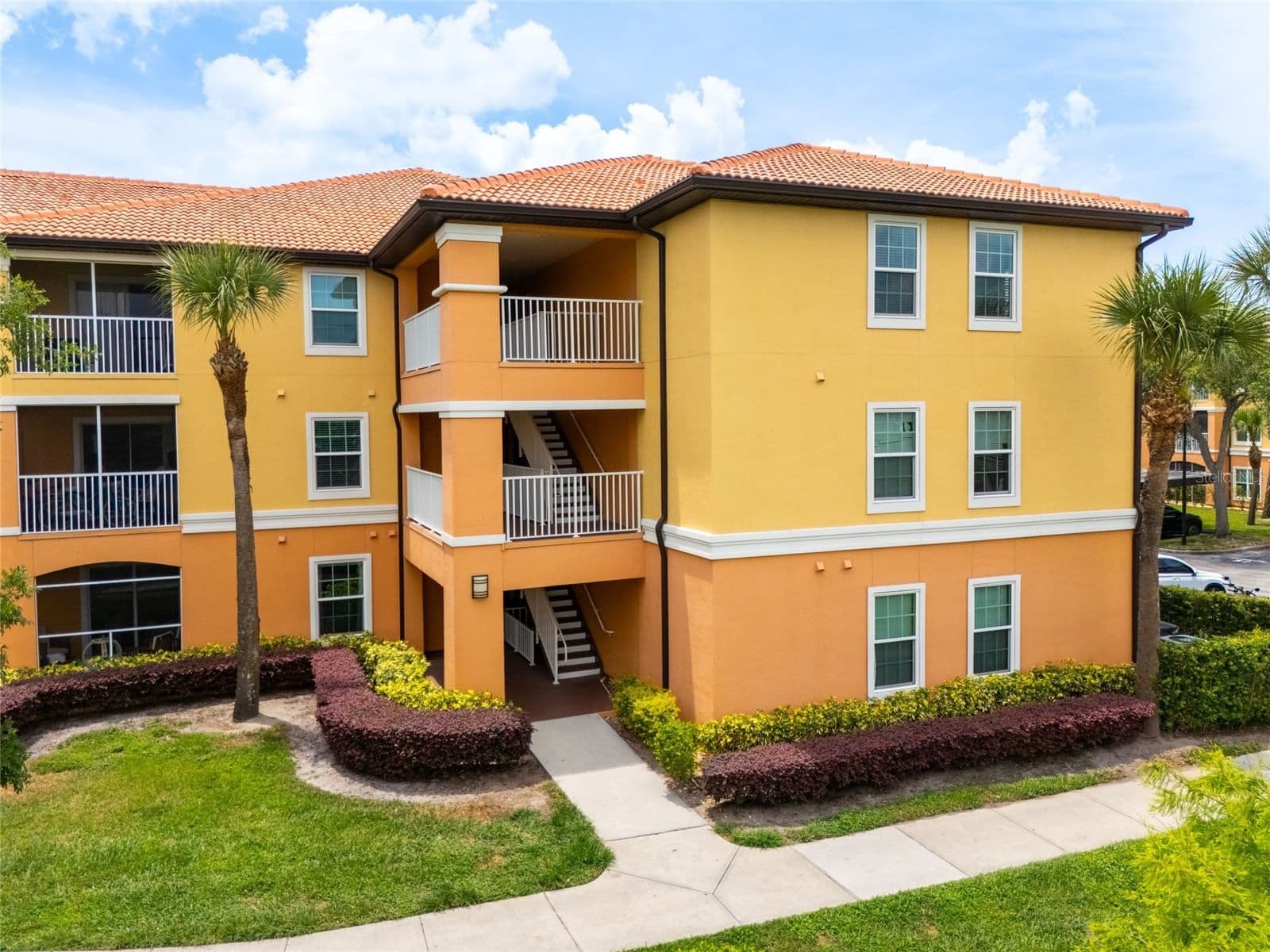 5447 VINELAND