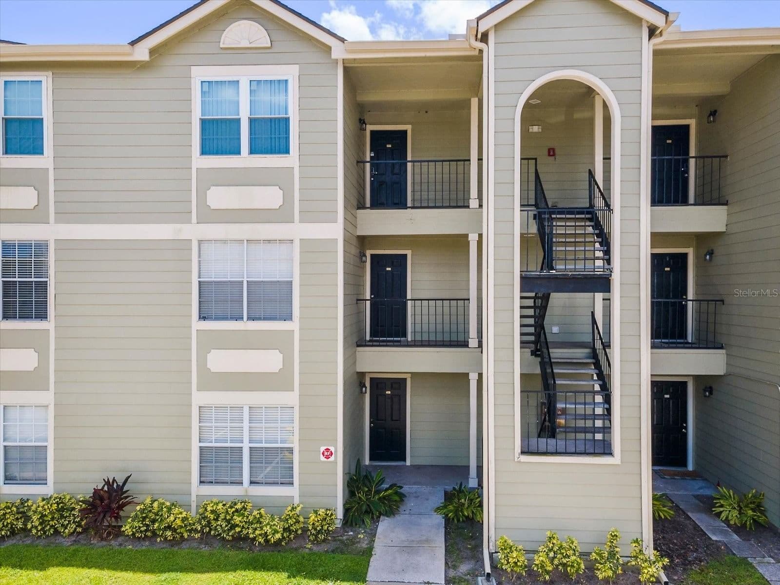 2550 ALAFAYA
