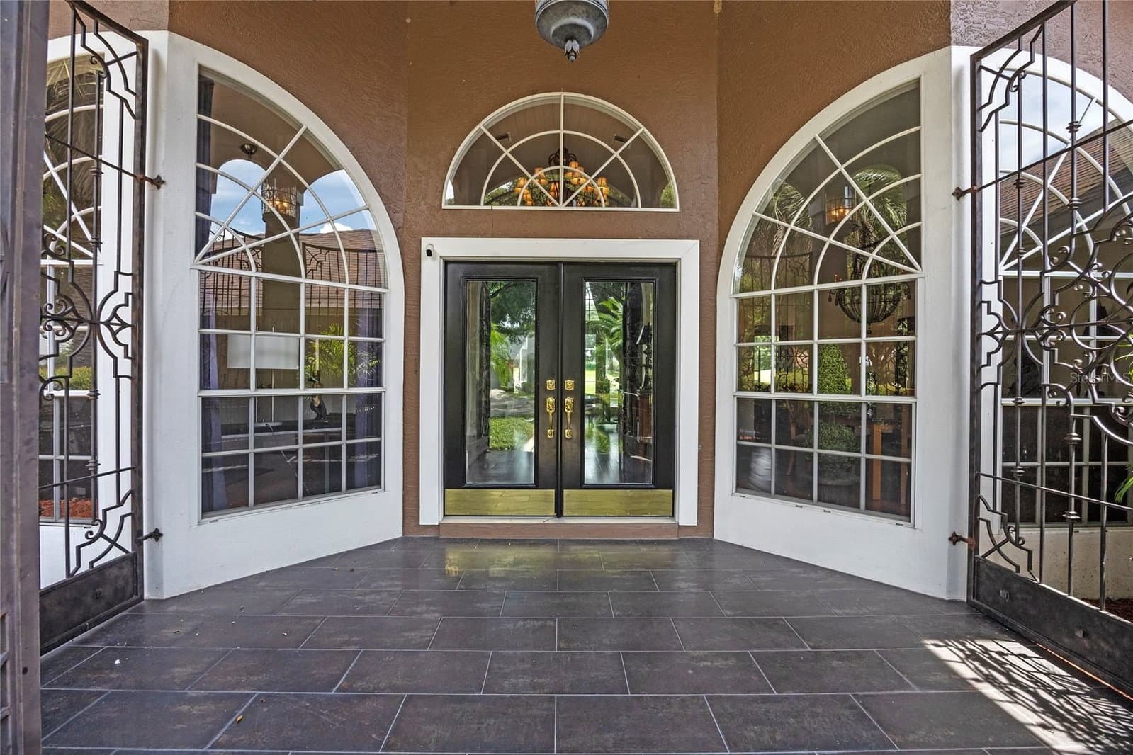 6631 CRENSHAW