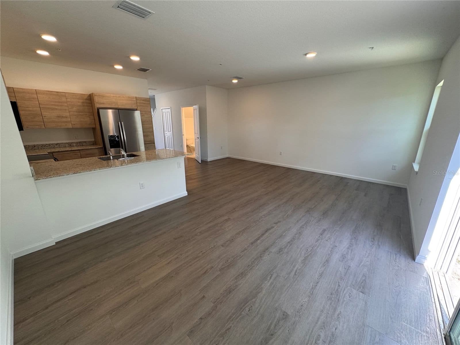 1209 SOUTHSTATION