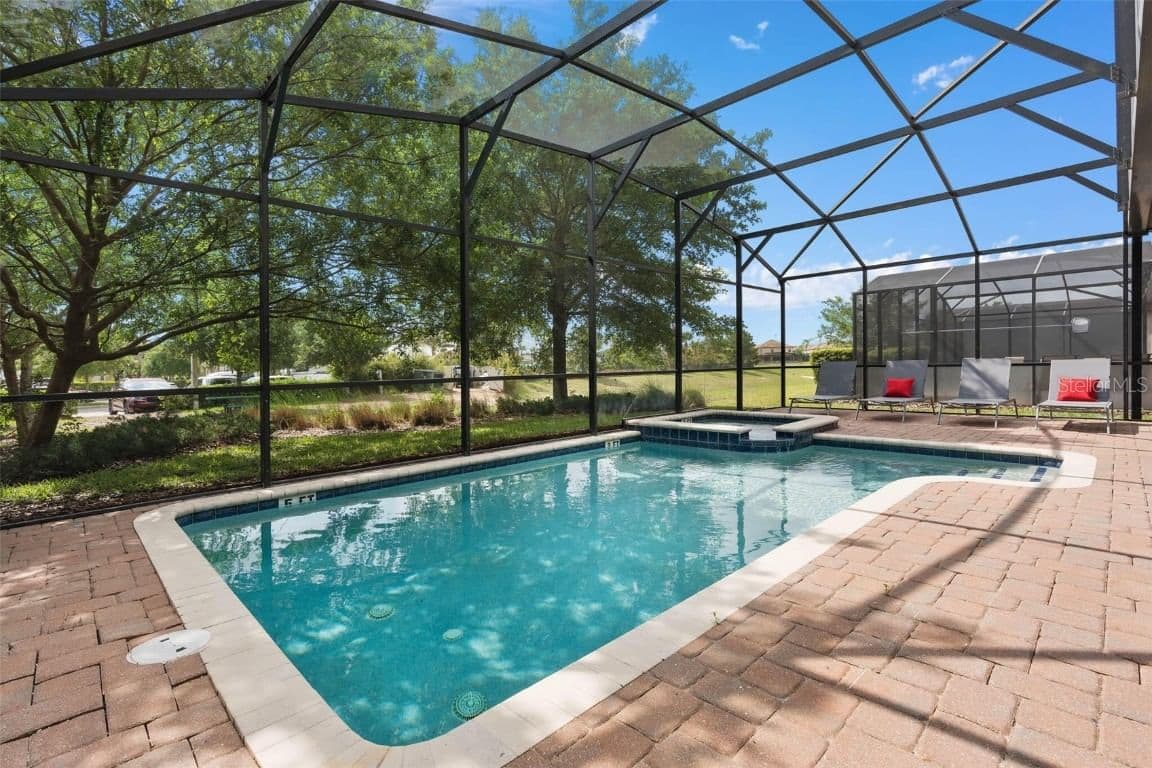 1403 MOON VALLEY
