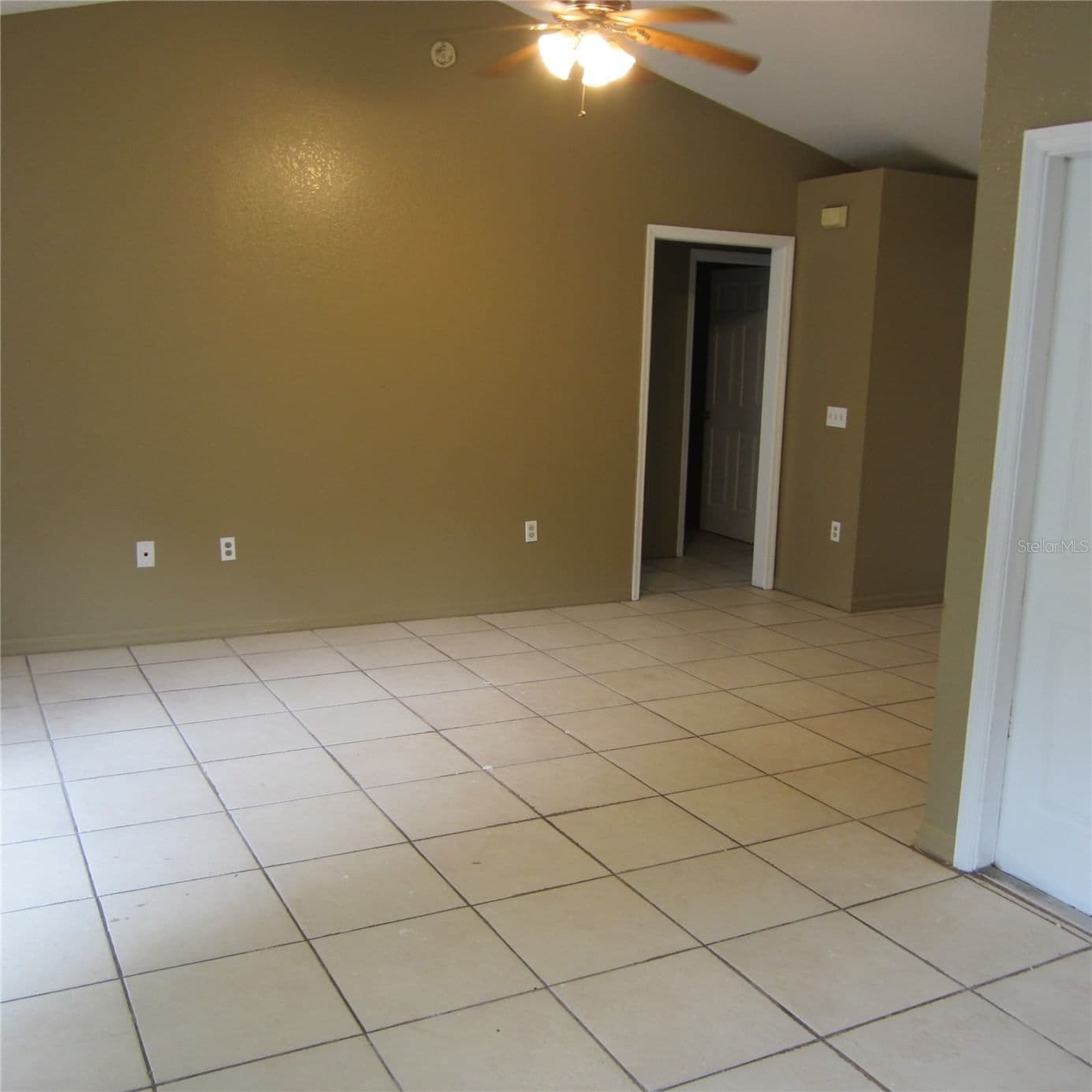 Photo 4 of 1414 26TH