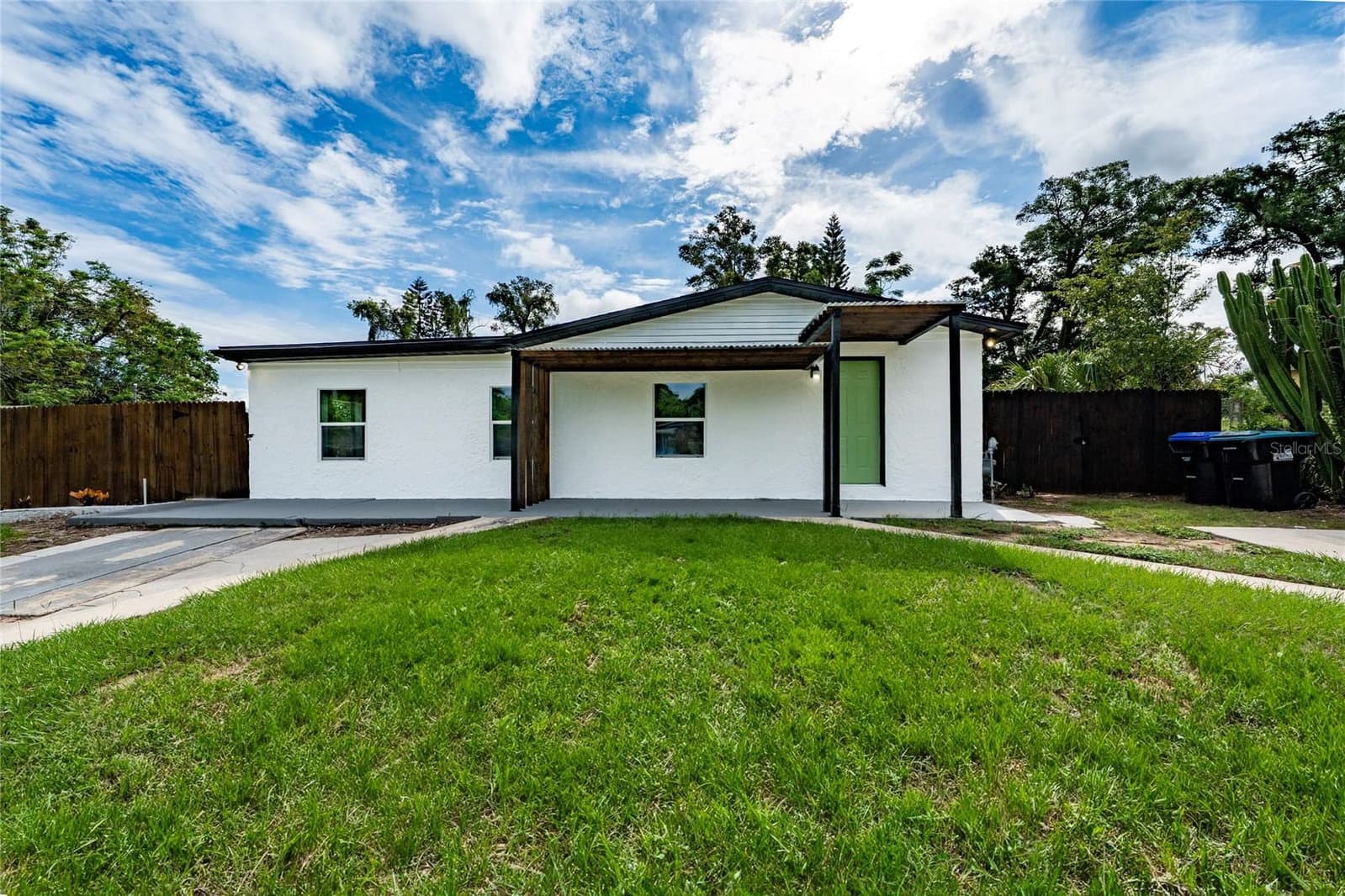 5621 LUNSFORD