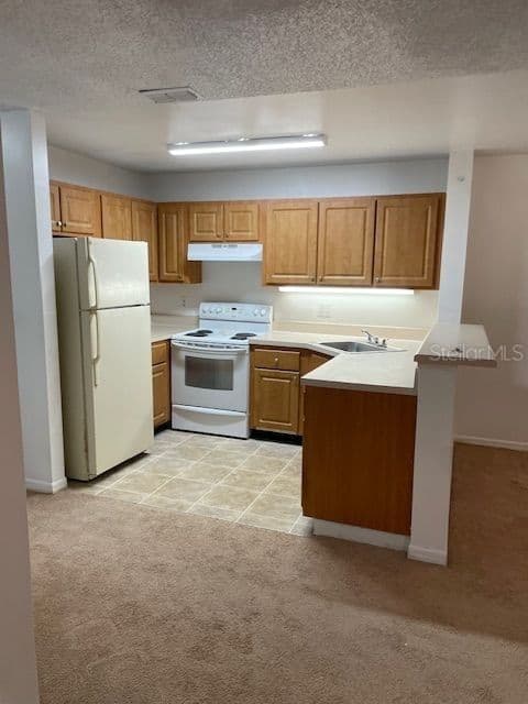Photo 4 of 6052 WESTGATE
