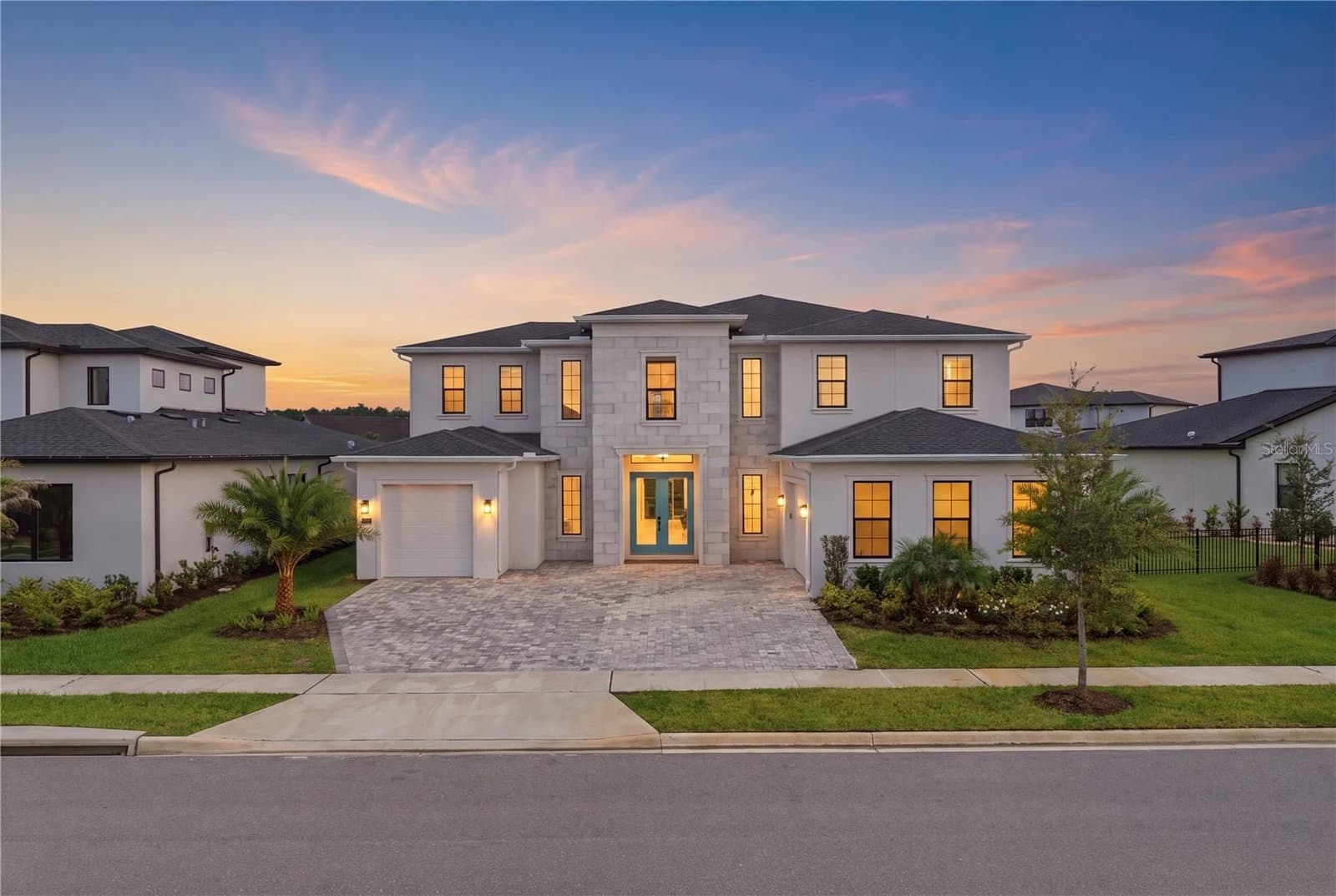 9453 GOLDEN LAUREL