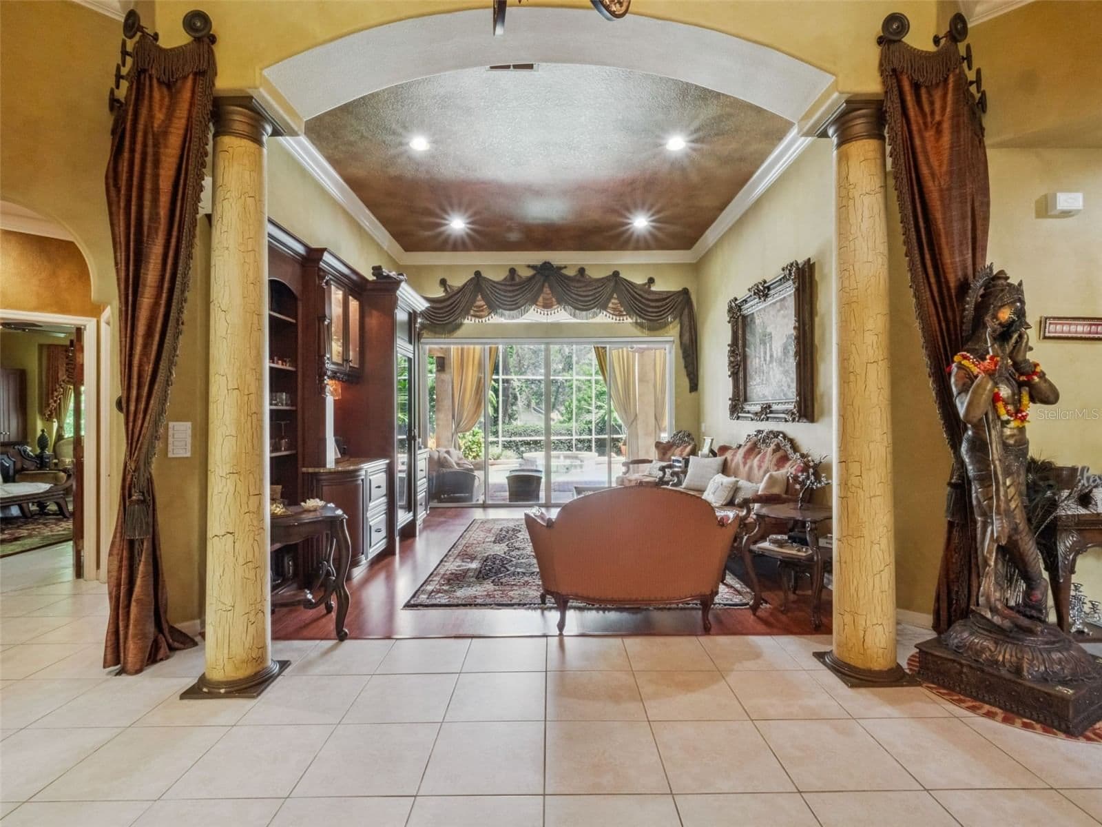 2237 BAESEL VIEW