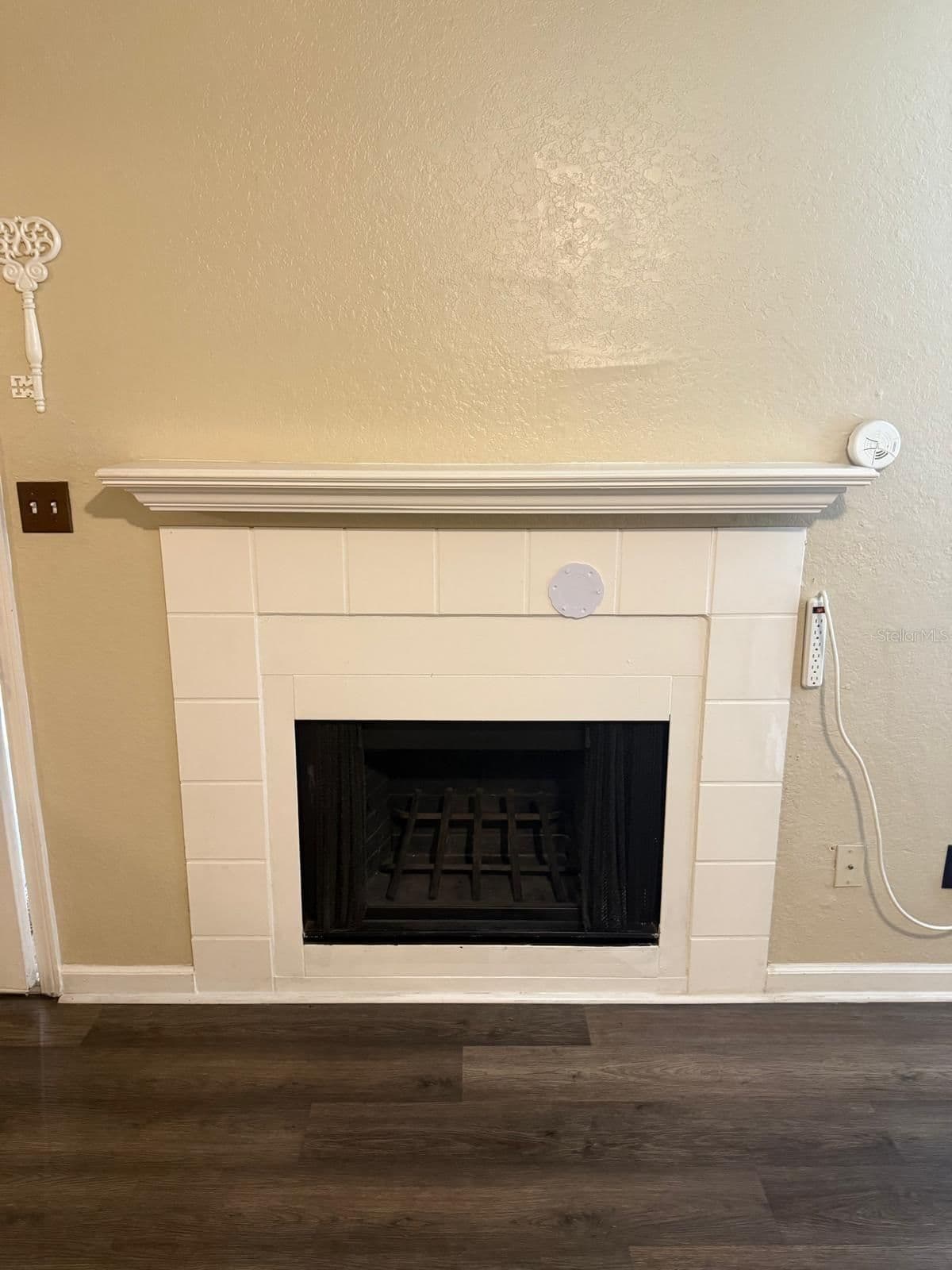 Photo 4 of 4400 THORNBRIAR