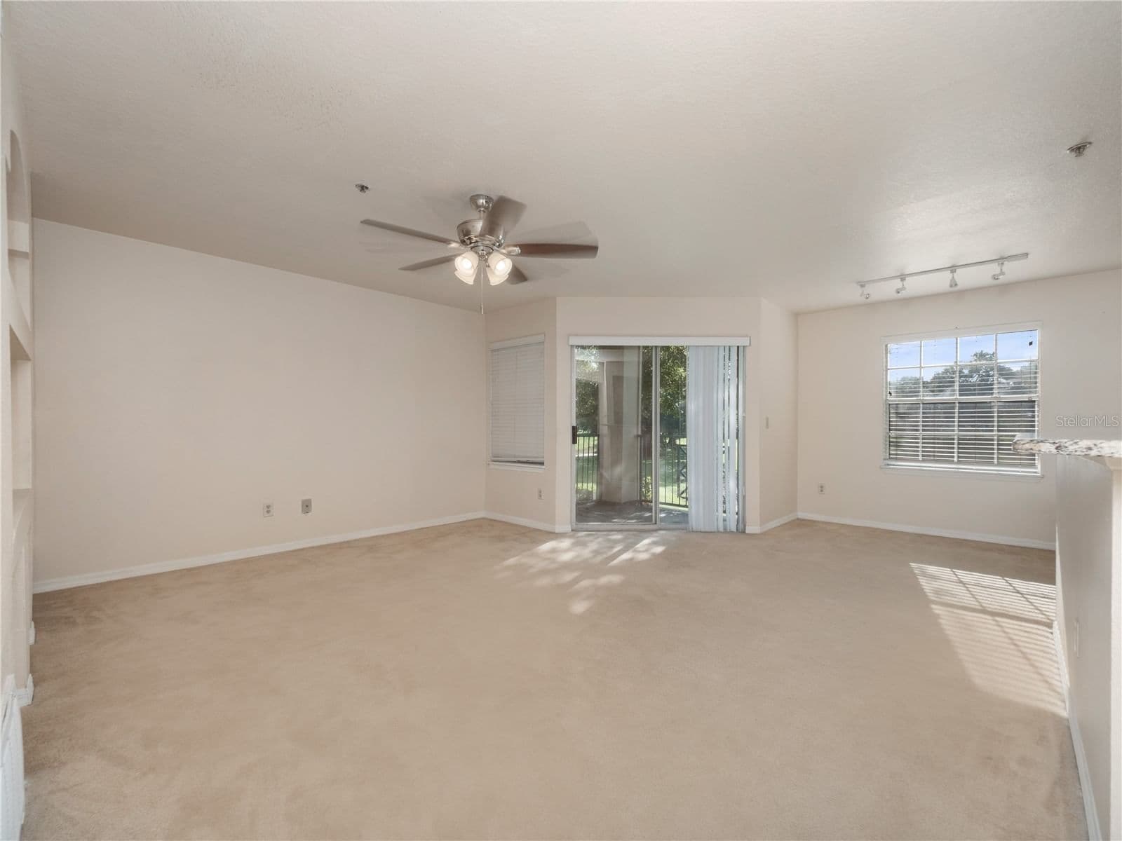 Photo 4 of 7210 WESTPOINTE