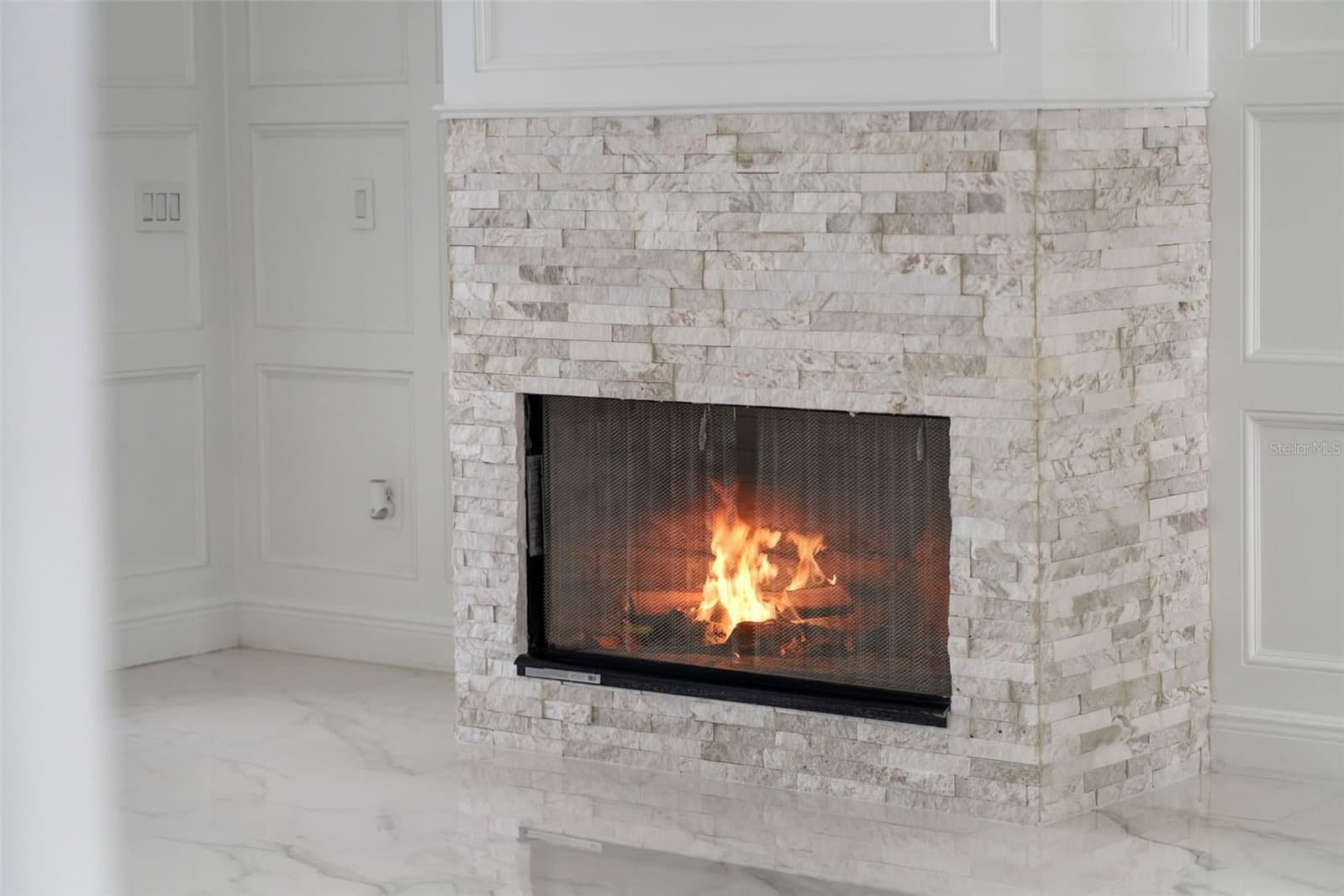 Photo 5 of 408 CHELSEA