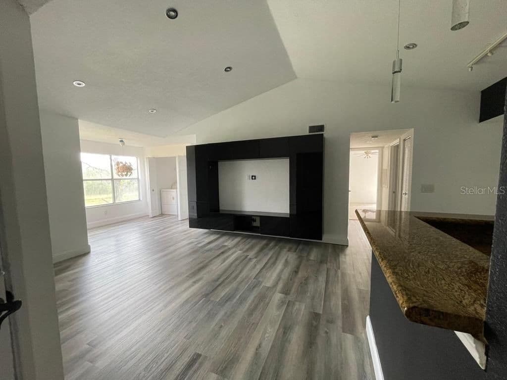 5140 CONROY