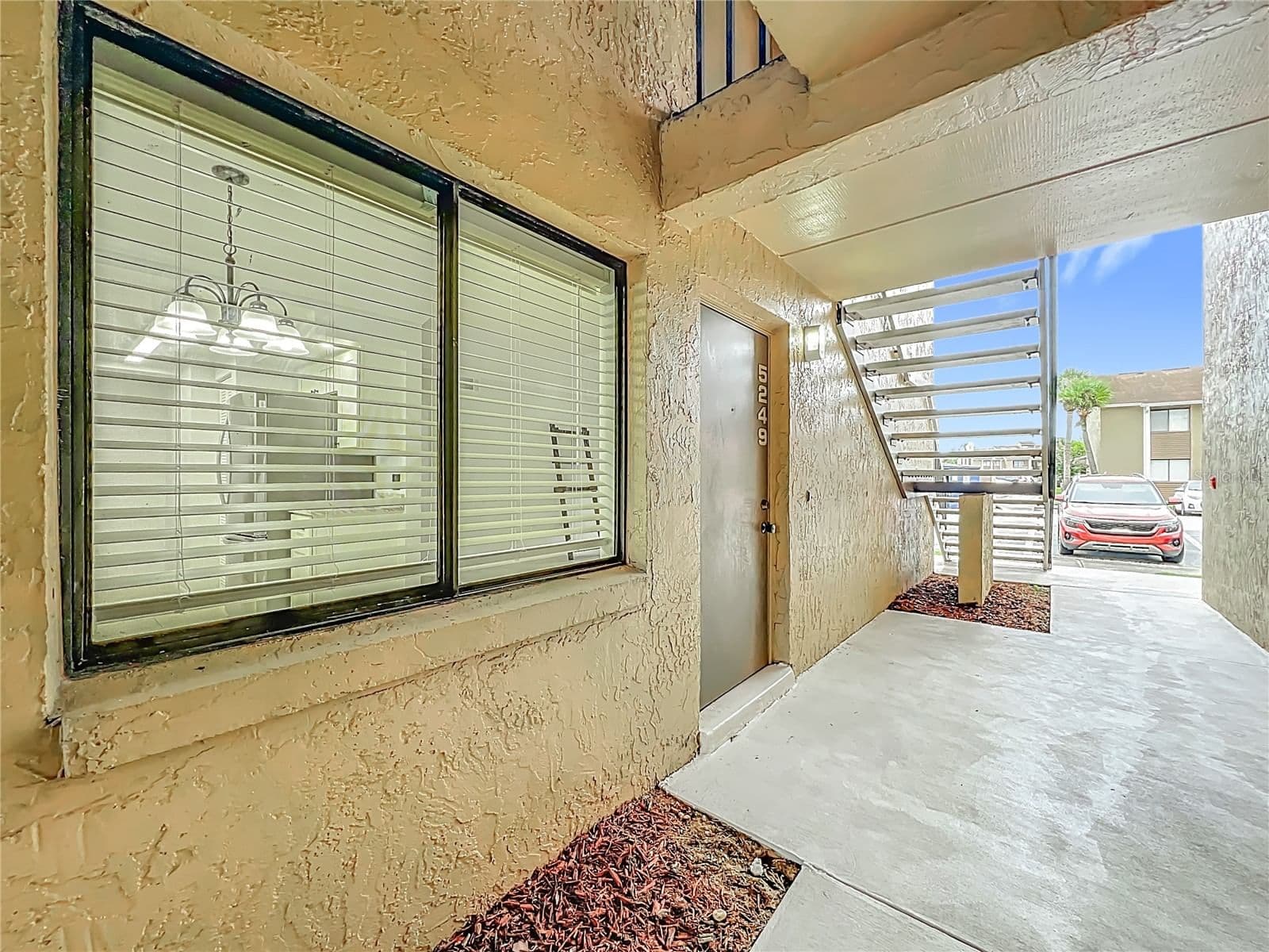 5249 VINELAND