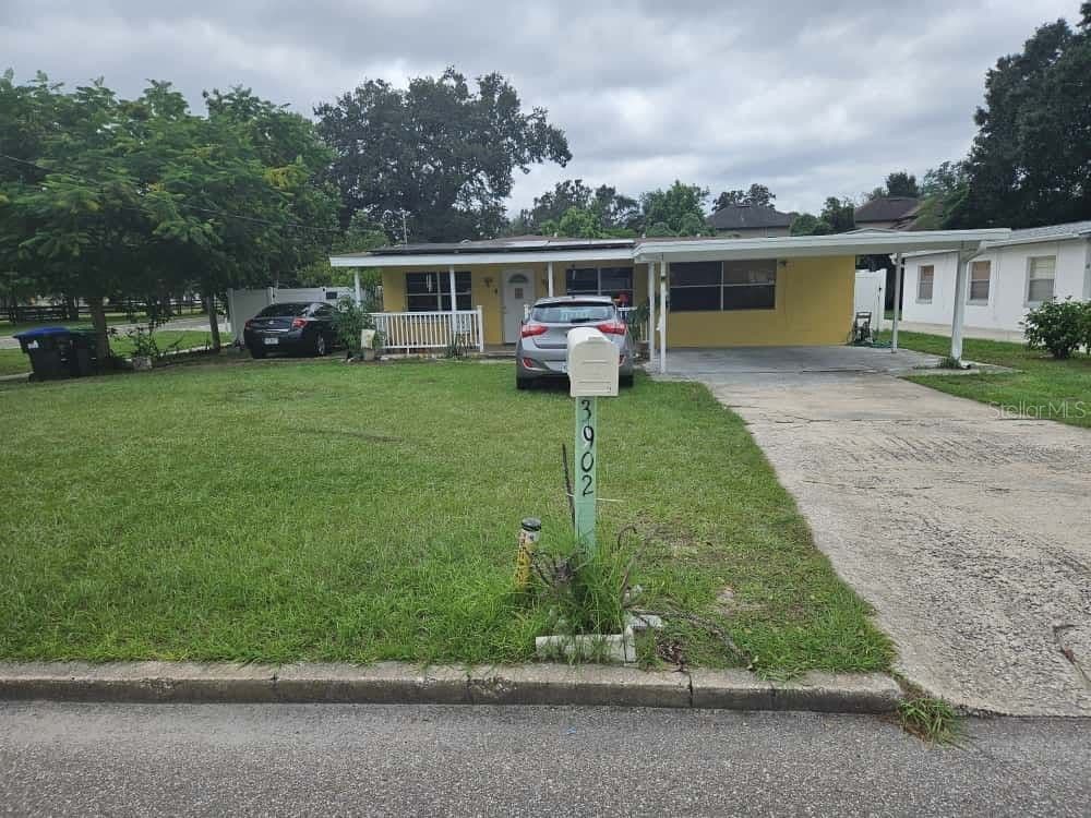 3902 CASTELL