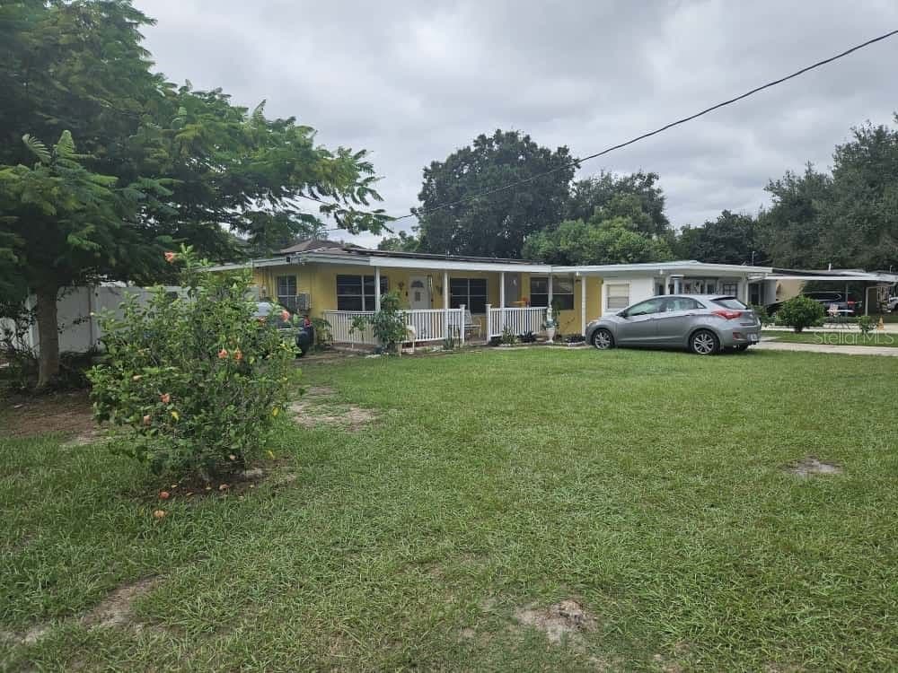 3902 CASTELL