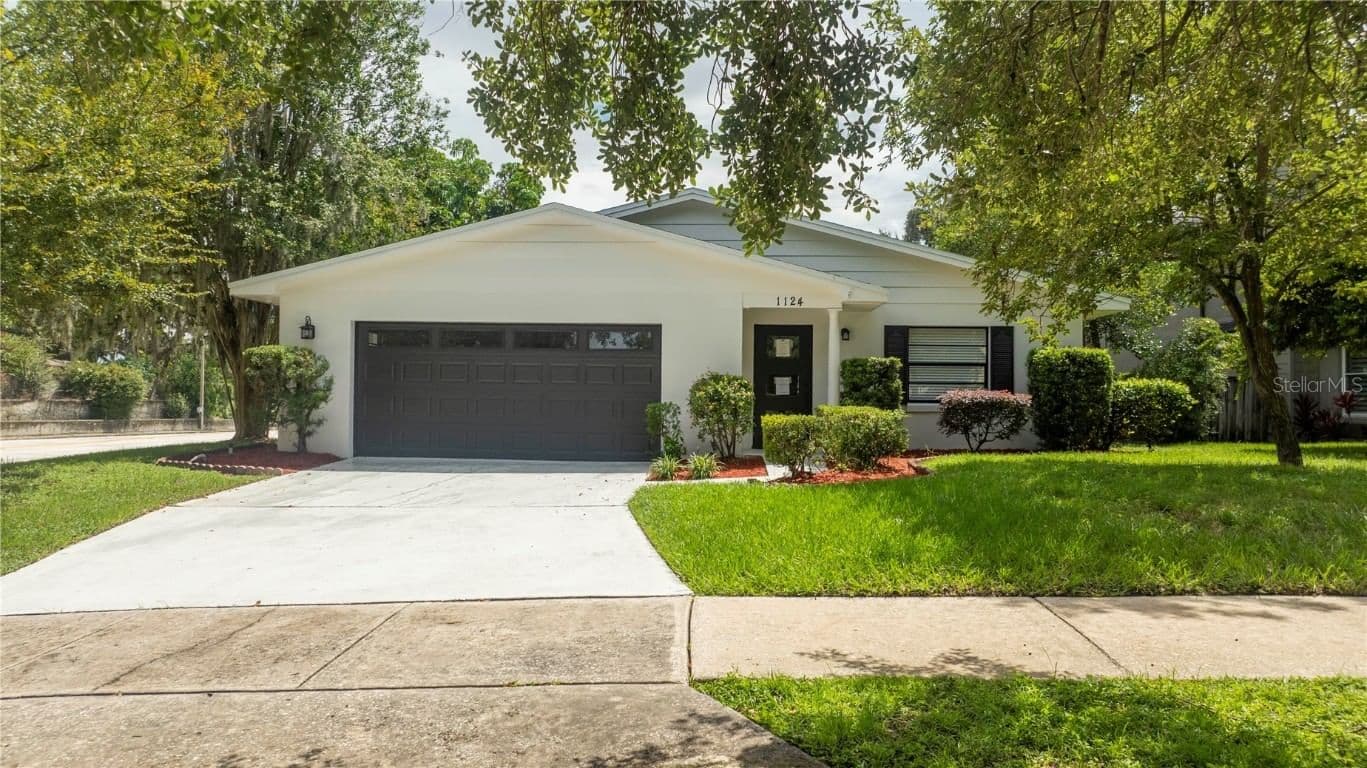 1124 MUNSTER