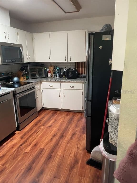 Photo 5 of 10967 81ST