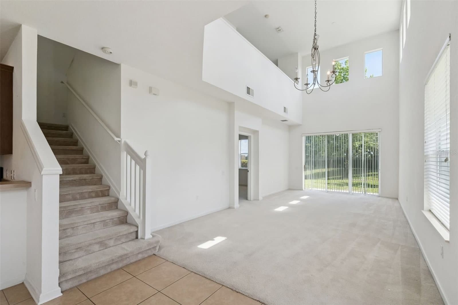 1215 SHALLCROSS