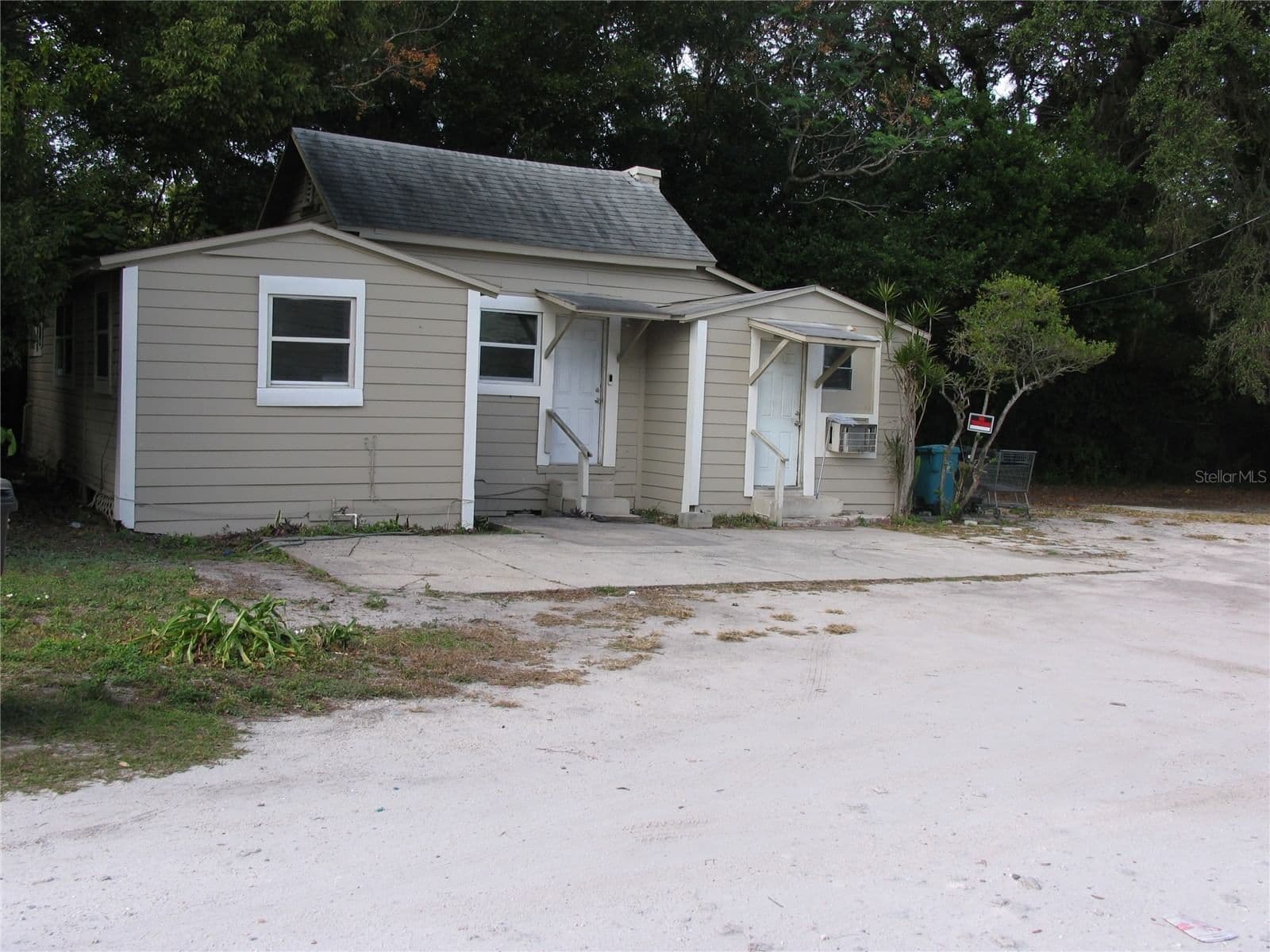 1020 AVONDALE