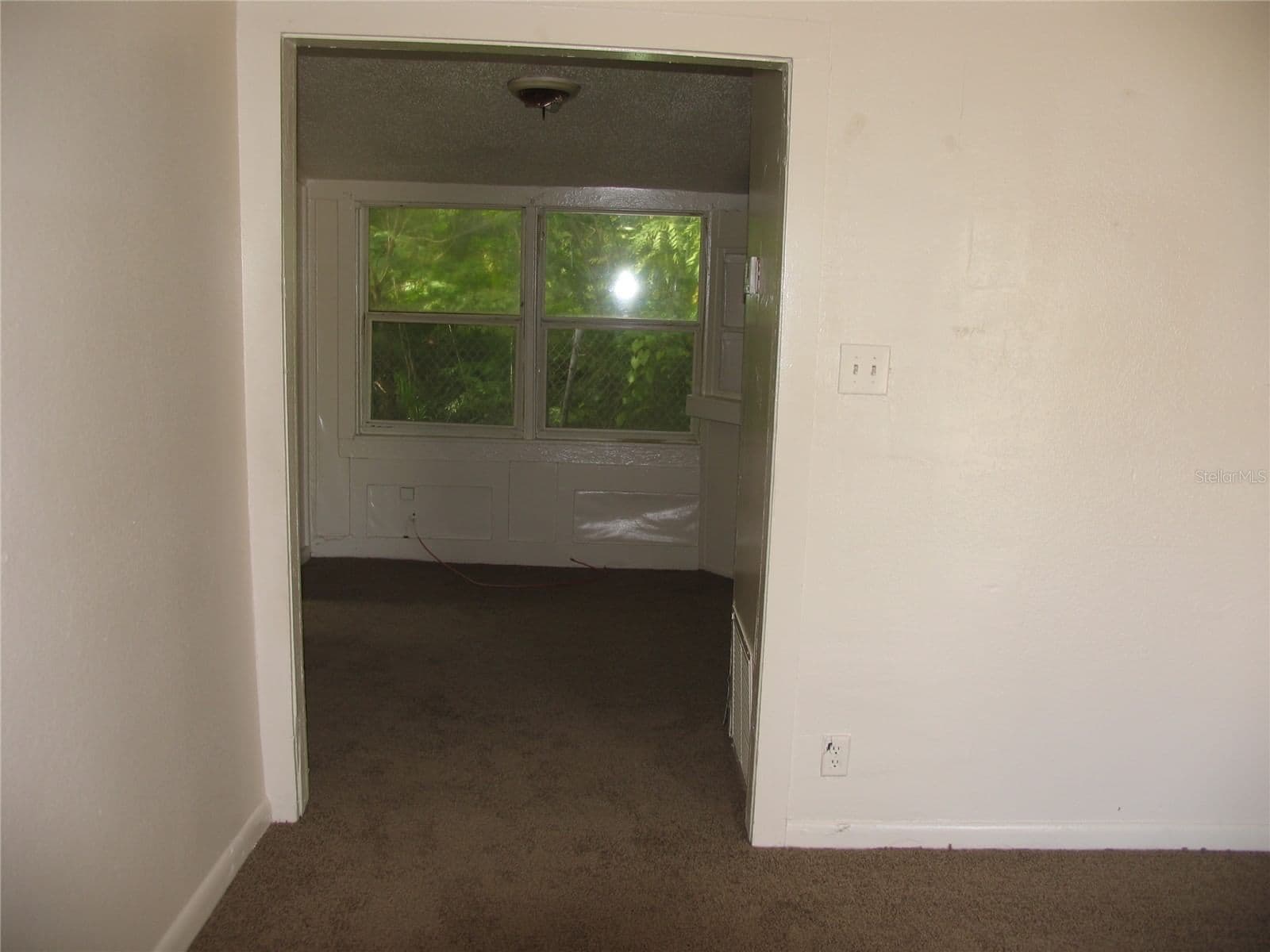 Photo 5 of 1020 AVONDALE