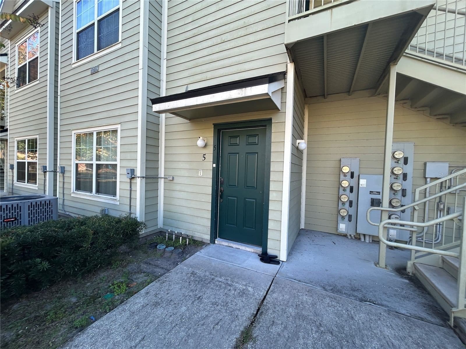 3719 LAKE ORLANDO