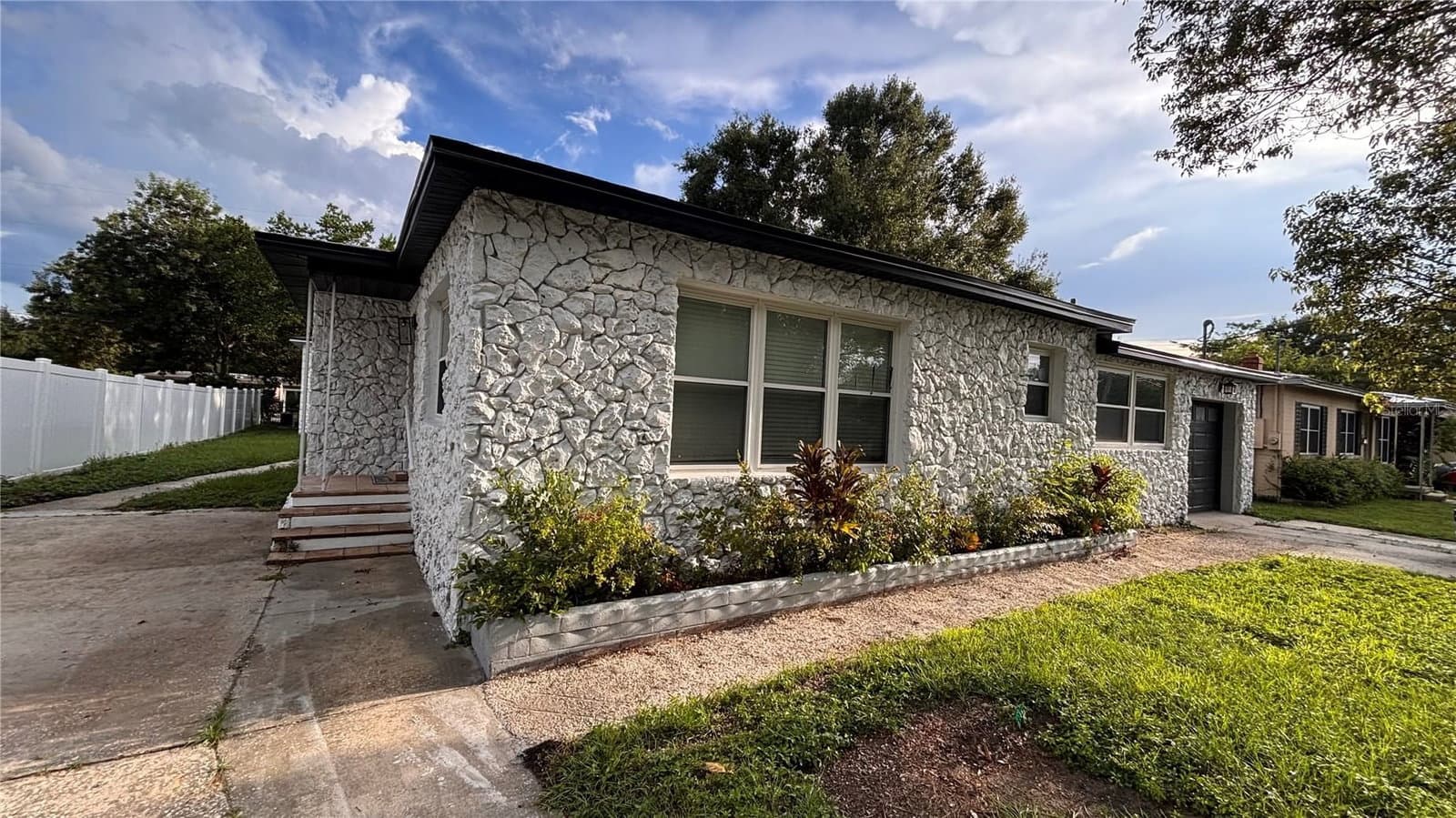 2816 HARGILL